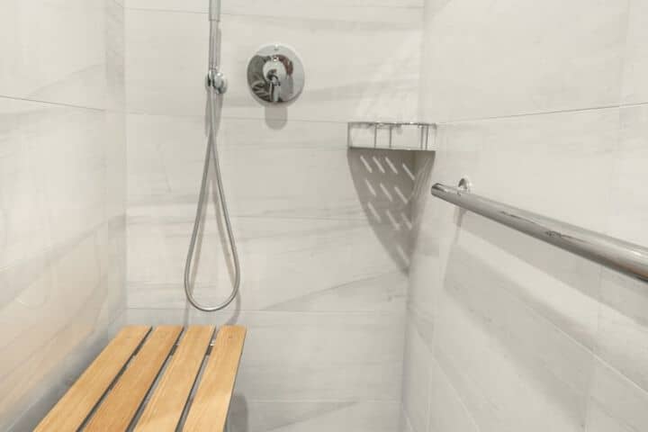 Bathroom shower